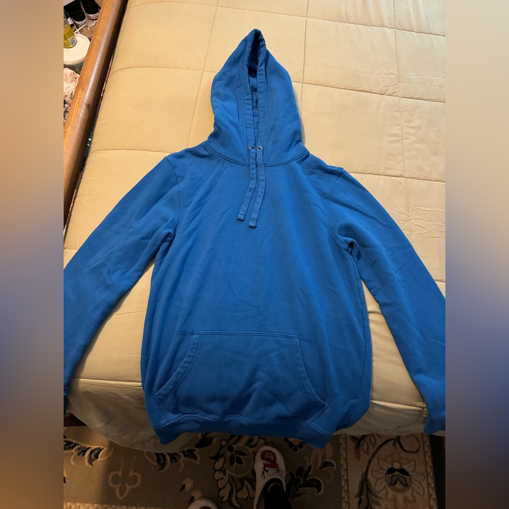 blue sweatshirt